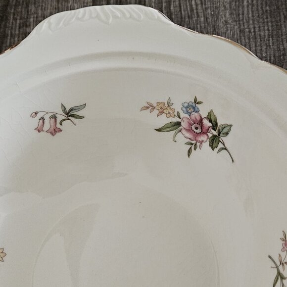 Rideau Pottery Serving Dish Lidded Casserole Handles White Floral VTG Canada - Picture 9 of 15